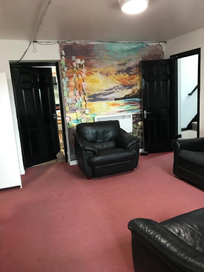 Finn Mccools Giants Causeway Hostel Бушмилс Екстериор снимка