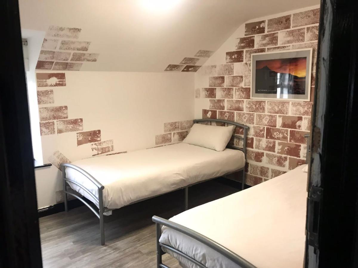 Finn Mccools Giants Causeway Hostel Бушмилс Екстериор снимка