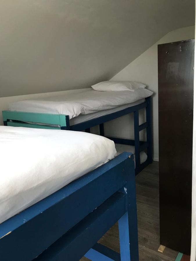 Finn Mccools Giants Causeway Hostel Бушмилс Екстериор снимка