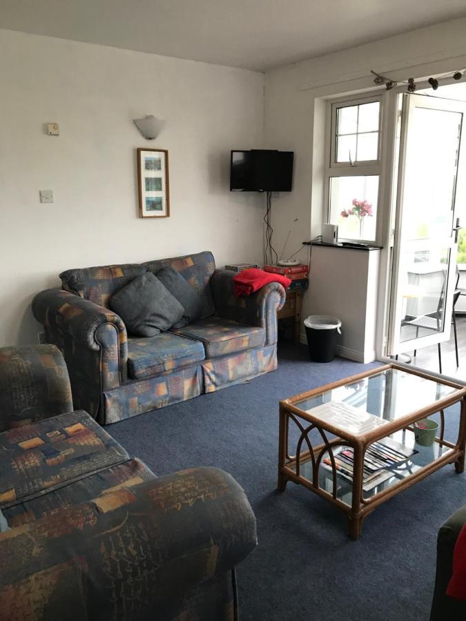 Finn Mccools Giants Causeway Hostel Бушмилс Екстериор снимка