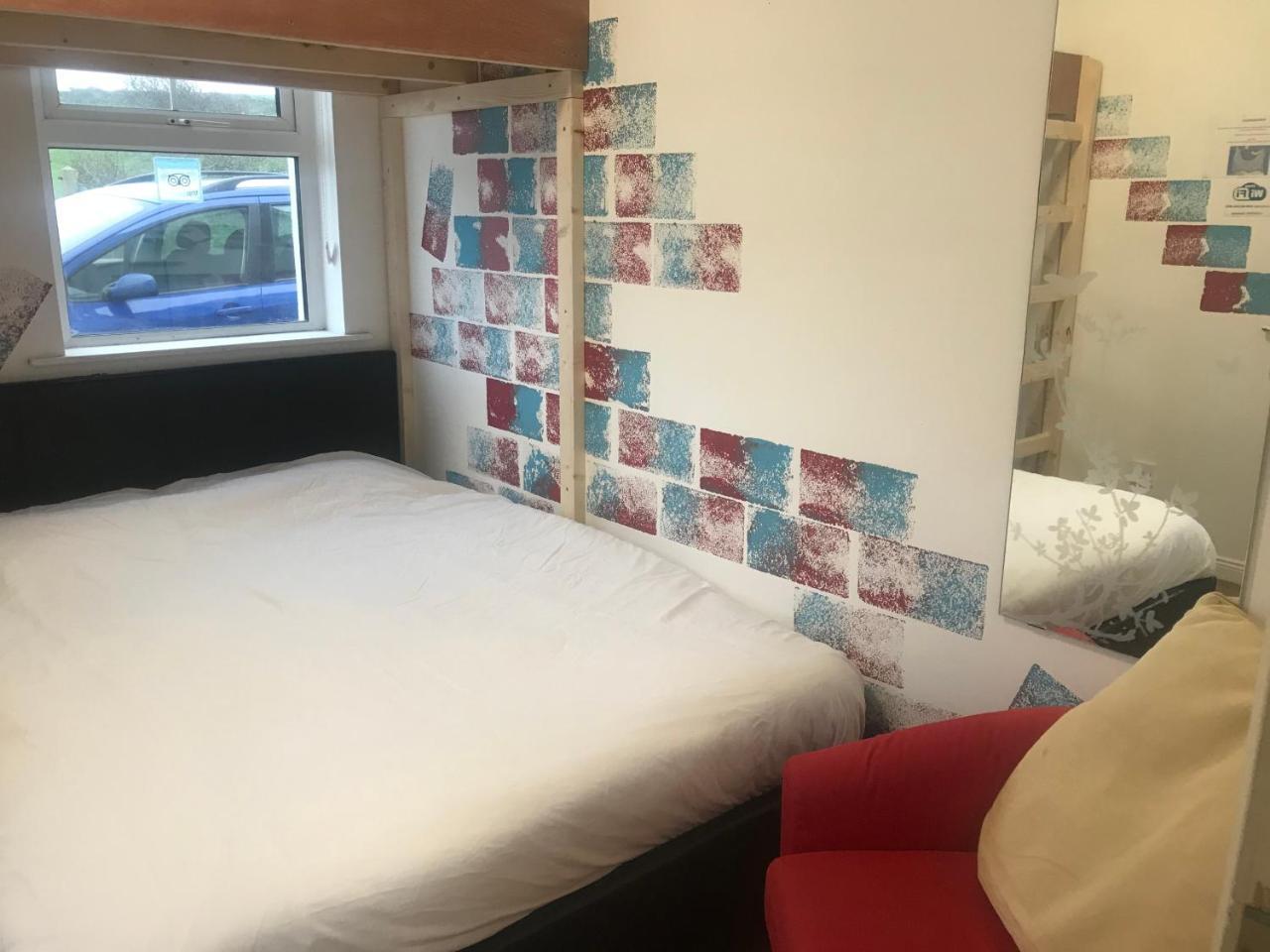 Finn Mccools Giants Causeway Hostel Бушмилс Екстериор снимка